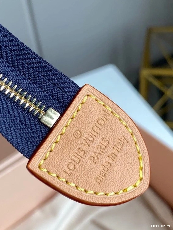 First bag ru TOILETRY POUCH VUITTON 1854 LOUIS 26 SINCE 0813